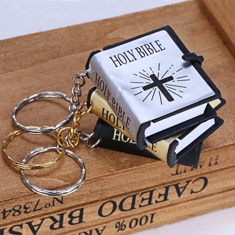 Metal Mini Bible Keychains English HOLY BIBLE Small Size Jesus Cross Keyrings For Sunday School Prize