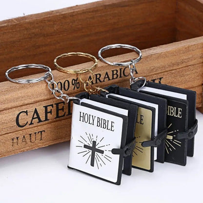 Metal Mini Bible Keychains English HOLY BIBLE Small Size Jesus Cross Keyrings For Sunday School Prize