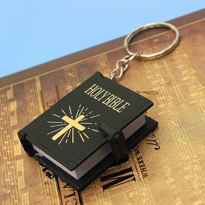 Metal Mini Bible Keychains English HOLY BIBLE Small Size Jesus Cross Keyrings For Sunday School Prize
